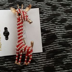 *Giraffe Pin in reddish orange enamel